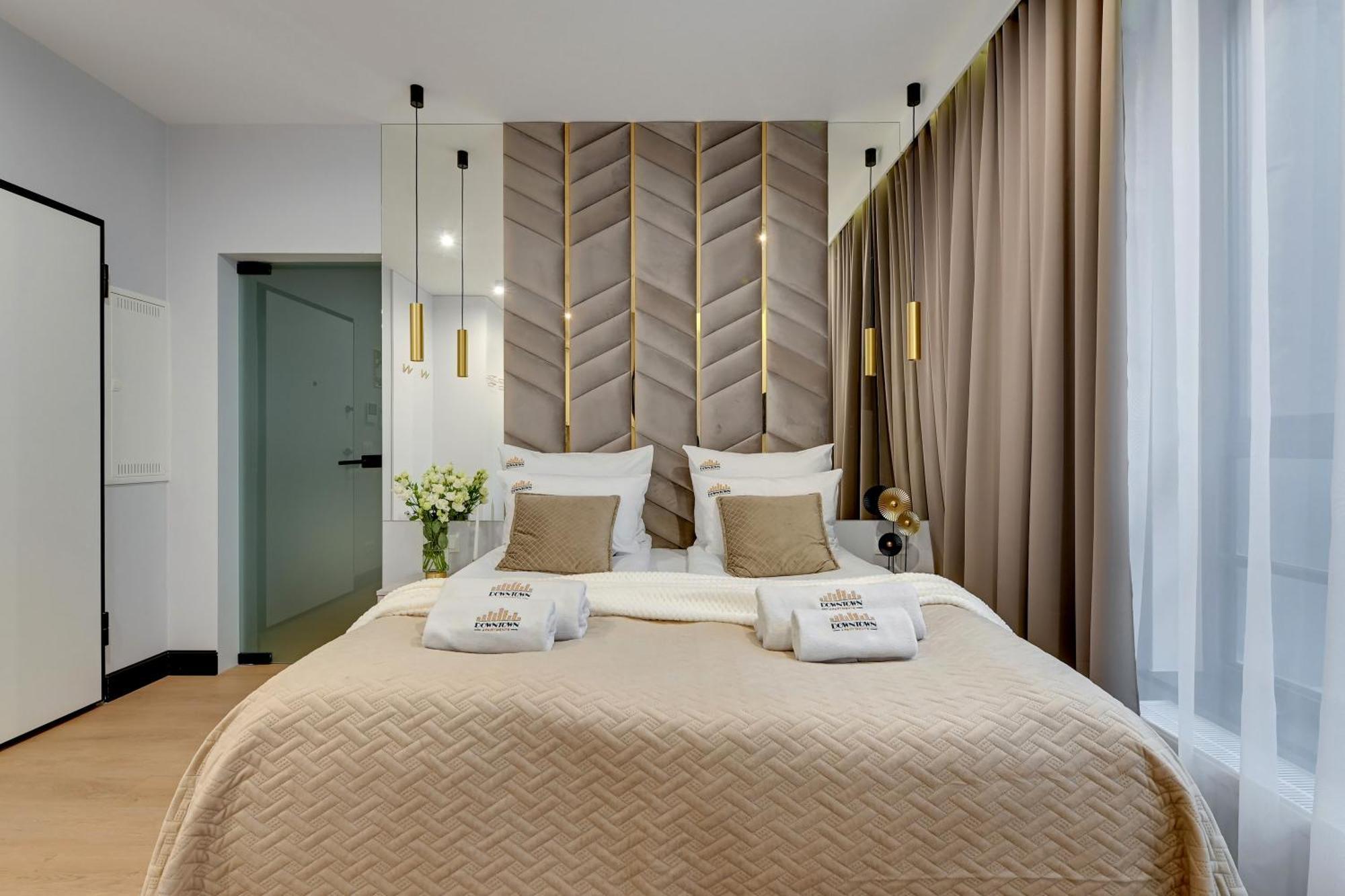 Doki Living & Foodhall By Downtown Apartments 格但斯克 外观 照片